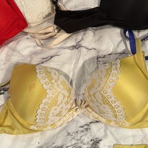 34A worn used Victorias Secret miraculous plunge push up bra bombshell yellow 💛